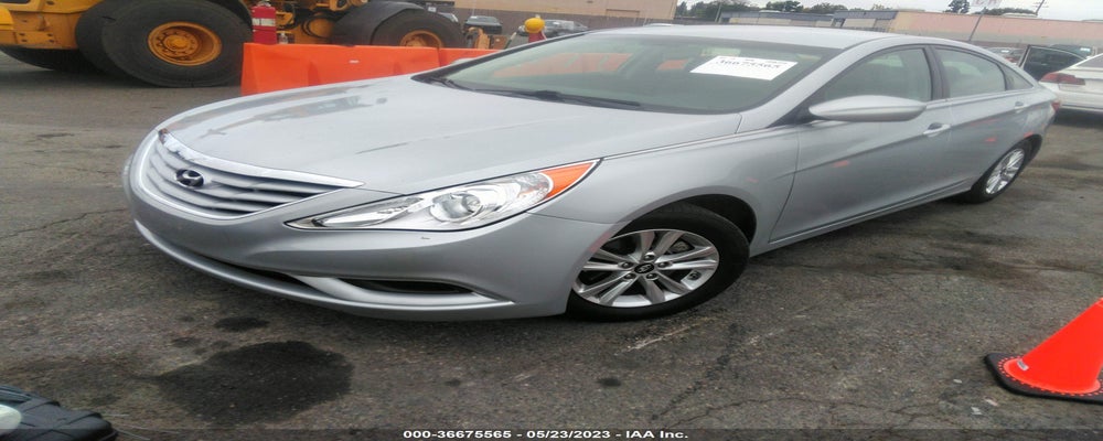 5NPEB4AC8CH312011 2012 HYUNDAI SONATA photo no. 2