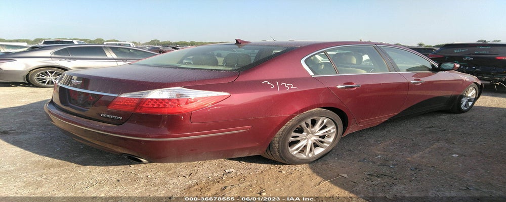 KMHGC4DE1BU115362 2011 HYUNDAI GENESIS photo no. 4