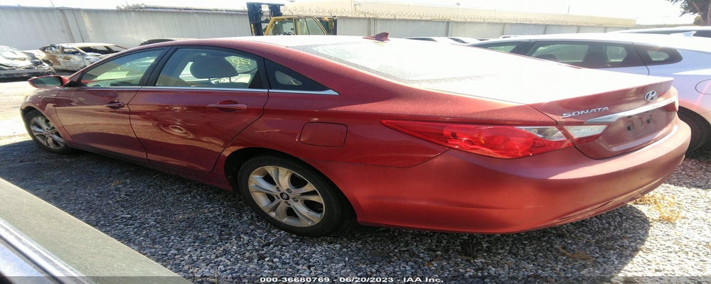 5NPEB4AC2BH043633 2011 HYUNDAI SONATA photo no. 3