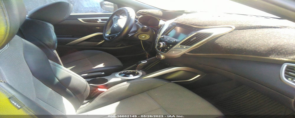 KMHTC6AD6GU300262 2016 HYUNDAI VELOSTER photo no. 5