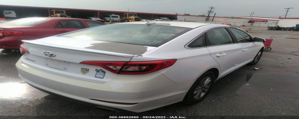 5NPE24AF3HH465901 2017 HYUNDAI SONATA photo no. 4