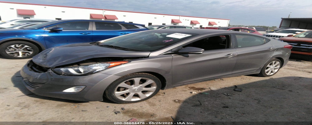5NPDH4AE8DH444585 2013 HYUNDAI ELANTRA photo no. 2