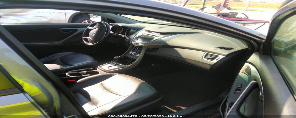 5NPDH4AE8DH444585 2013 HYUNDAI ELANTRA photo no. 5