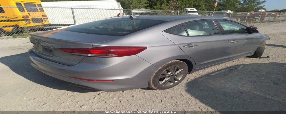 5NPD84LF2HH120687 2017 HYUNDAI ELANTRA photo no. 4
