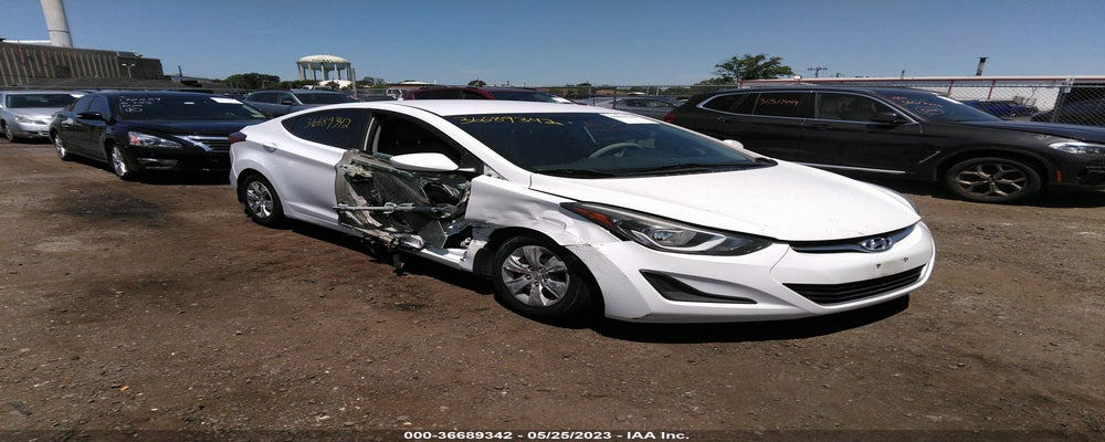 5NPDH4AEXGH720270 2016 HYUNDAI ELANTRA photo no. 24