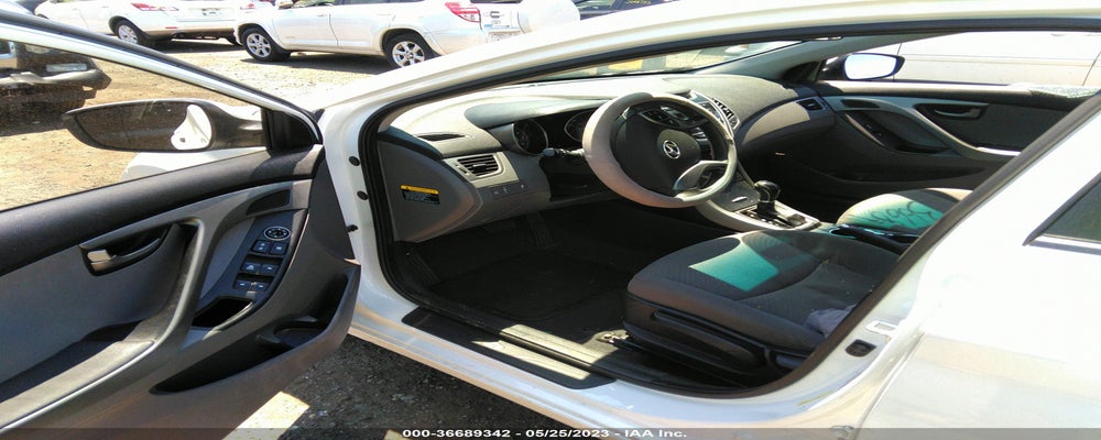 5NPDH4AEXGH720270 2016 HYUNDAI ELANTRA photo no. 5