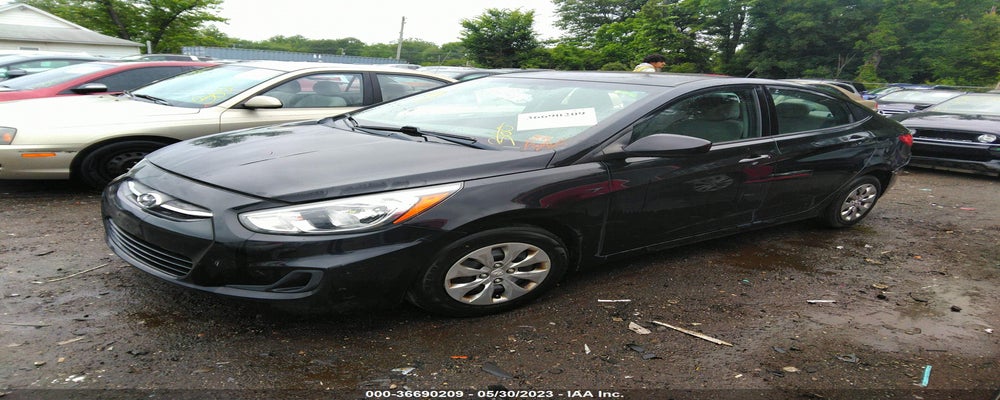 KMHCT4AE5HU352013 2017 HYUNDAI ACCENT photo no. 2