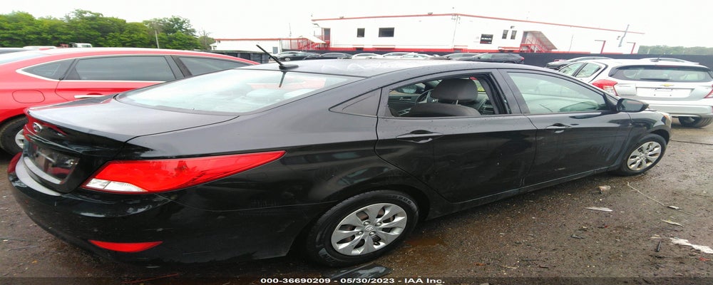KMHCT4AE5HU352013 2017 HYUNDAI ACCENT photo no. 6