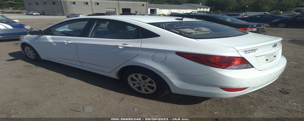 KMHCT4AE3DU452122 2013 HYUNDAI ACCENT photo no. 3