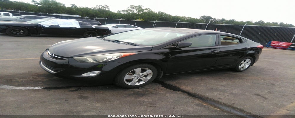 KMHDH4AE4DU666719 2013 HYUNDAI ELANTRA photo no. 2