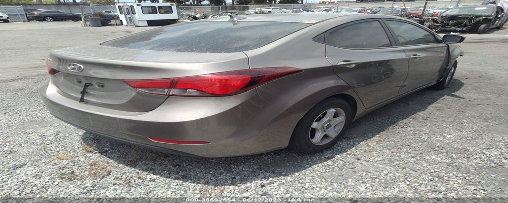 5NPDH4AE7FH639788 2015 HYUNDAI ELANTRA photo no. 4