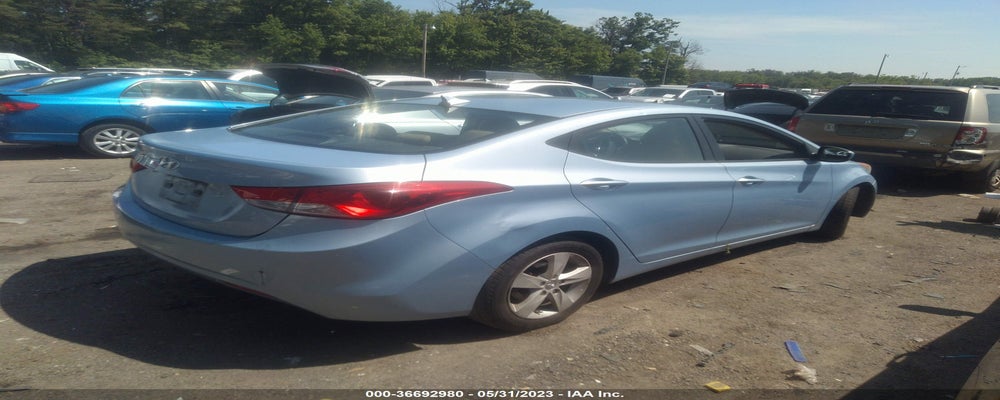 KMHDH4AE0BU125356 2011 HYUNDAI ELANTRA photo no. 4