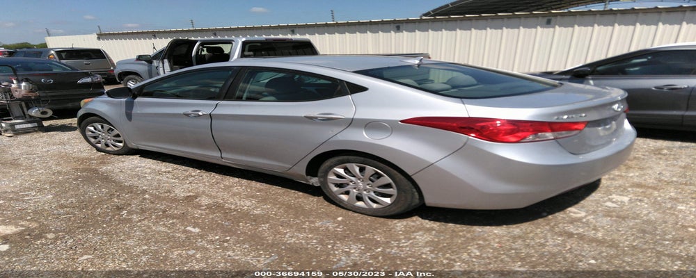 5NPDH4AEXBH023433 2011 HYUNDAI ELANTRA photo no. 3