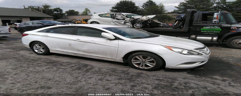 5NPEB4AC0DH643909 2013 HYUNDAI SONATA photo no. 7