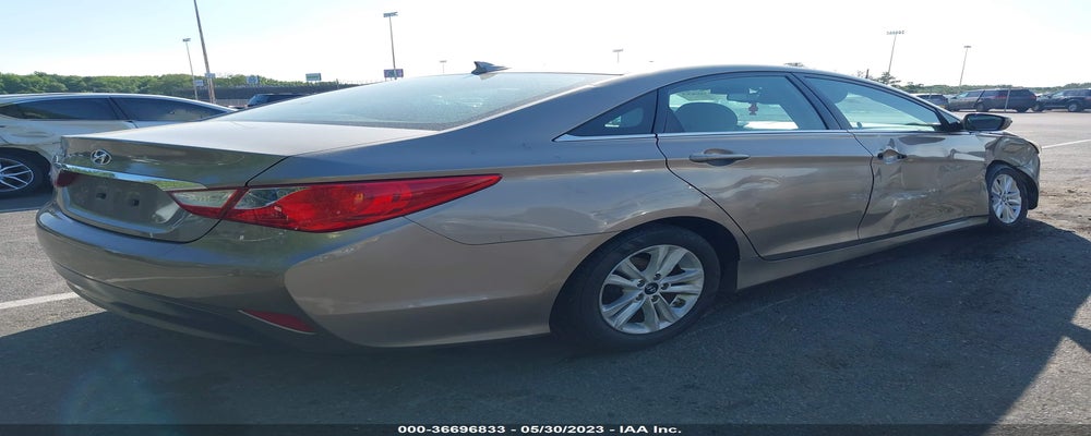 5NPEB4AC3EH928072 2014 HYUNDAI SONATA photo no. 4
