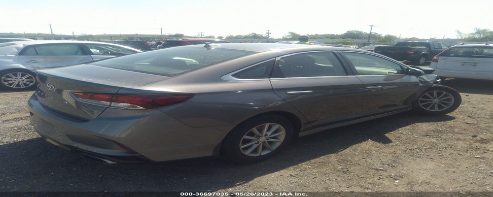 5NPE24AF0KH810518 2019 HYUNDAI SONATA photo no. 4