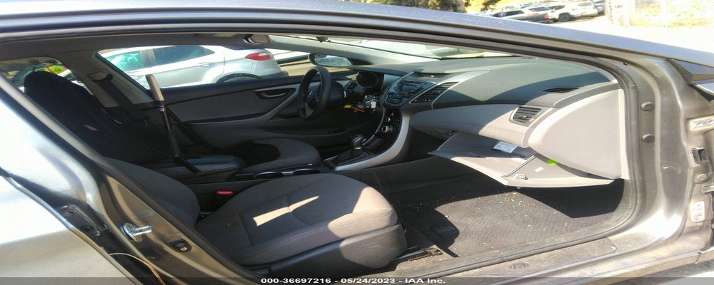 KMHDH4AE1GU646190 2016 HYUNDAI ELANTRA photo no. 5