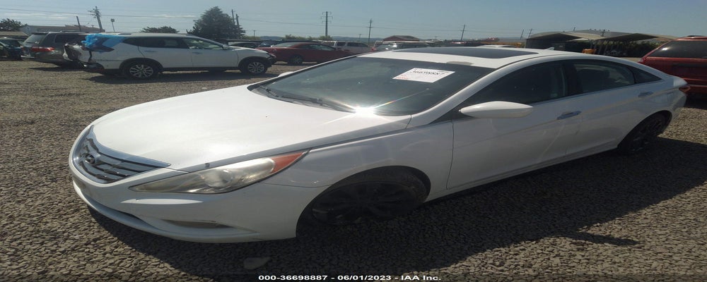 5NPEC4AC4BH092717 2011 HYUNDAI SONATA photo no. 2