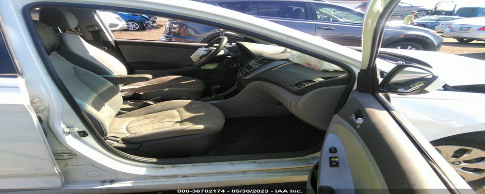 KMHCT4AE9HU365752 2017 HYUNDAI ACCENT photo no. 5