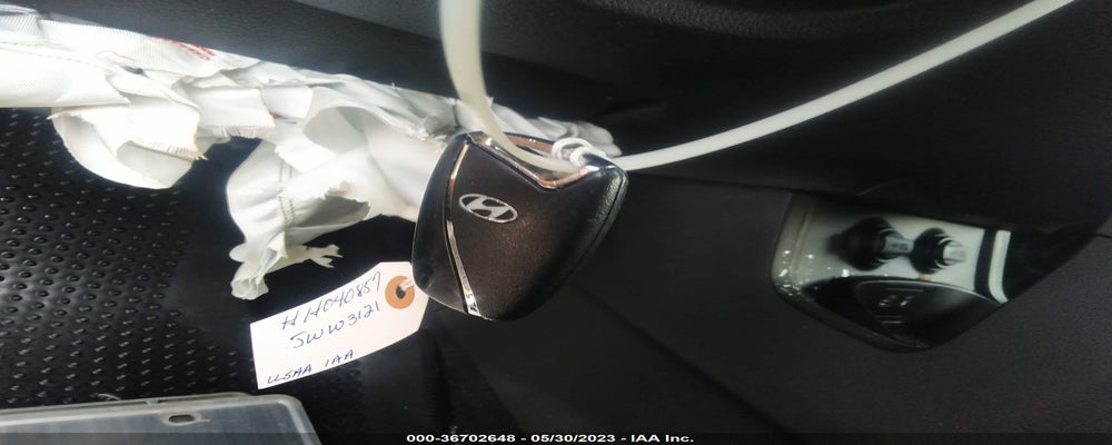 5NMZU3LB9HH040857 2017 HYUNDAI SANTA FE SPORT photo no. 11