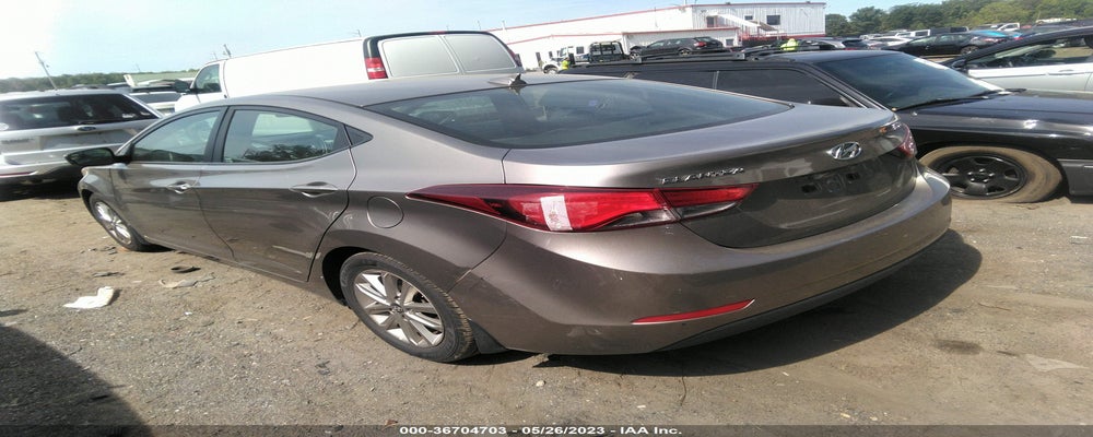 5NPDH4AE9GH722527 2016 HYUNDAI ELANTRA photo no. 3