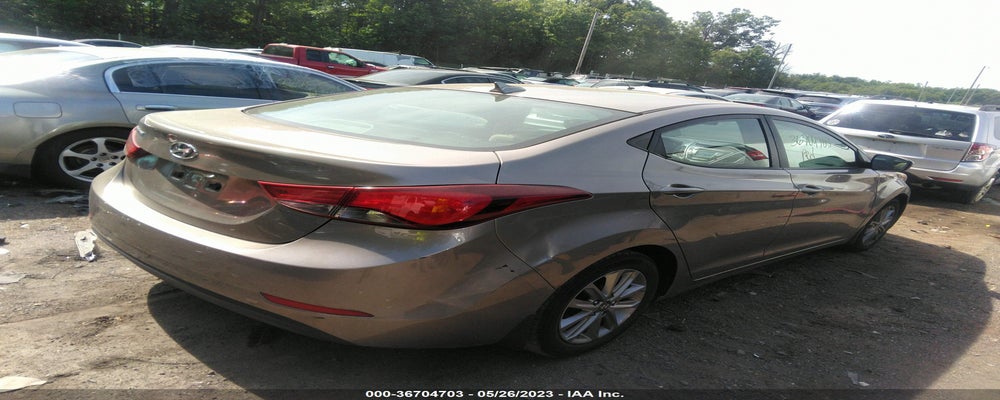 5NPDH4AE9GH722527 2016 HYUNDAI ELANTRA photo no. 4