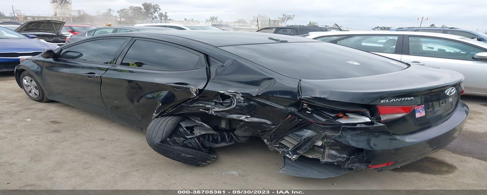 KMHDH4AE7GU636862 2016 HYUNDAI ELANTRA photo no. 3
