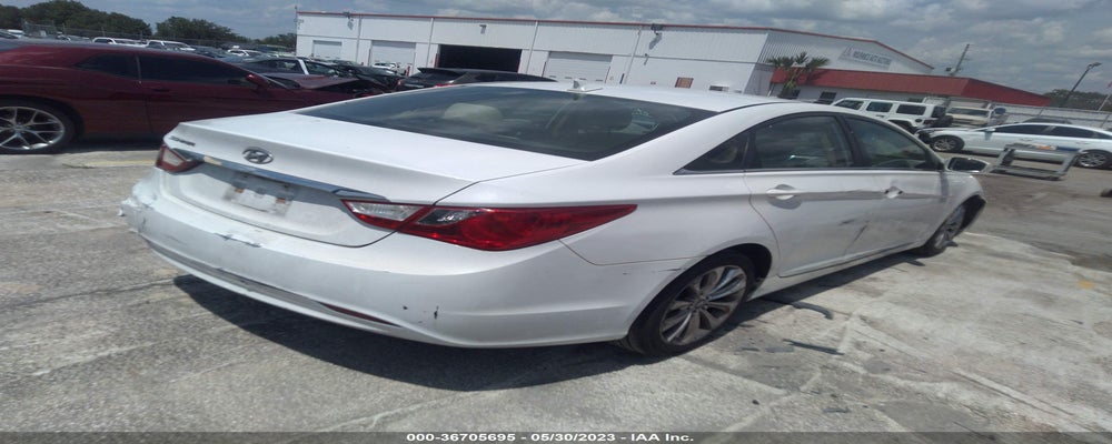 5NPEB4AC7BH244881 2011 HYUNDAI SONATA photo no. 4
