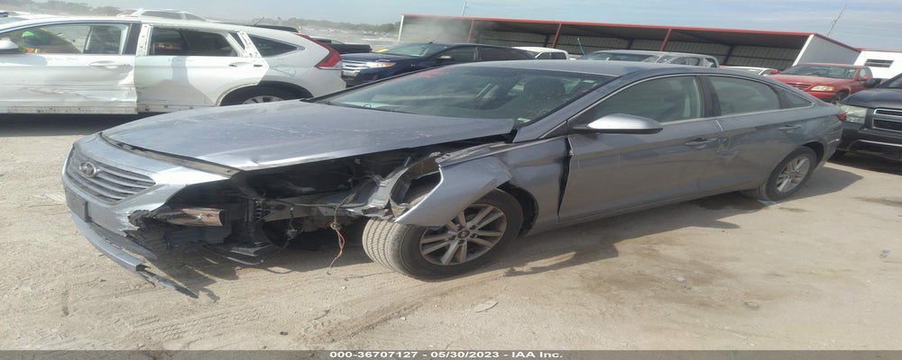 5NPE24AF4HH516869 2017 HYUNDAI SONATA photo no. 2