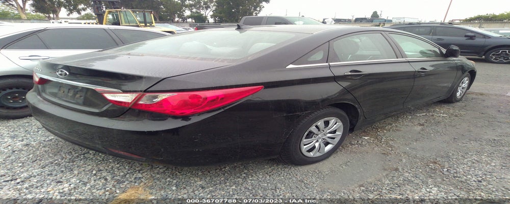 5NPEB4AC9CH458370 2012 HYUNDAI SONATA photo no. 4