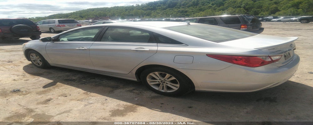 5NPEB4ACXDH732421 2013 HYUNDAI SONATA photo no. 3