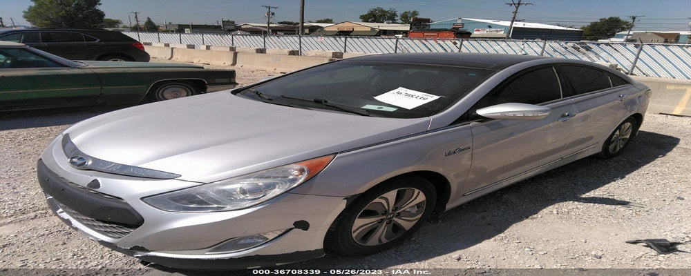 KMHEC4A45FA119456 2015 HYUNDAI SONATA HYBRID photo no. 2