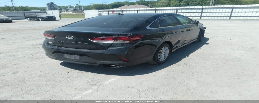 5NPE24AF0JH641471 2018 HYUNDAI SONATA photo no. 4