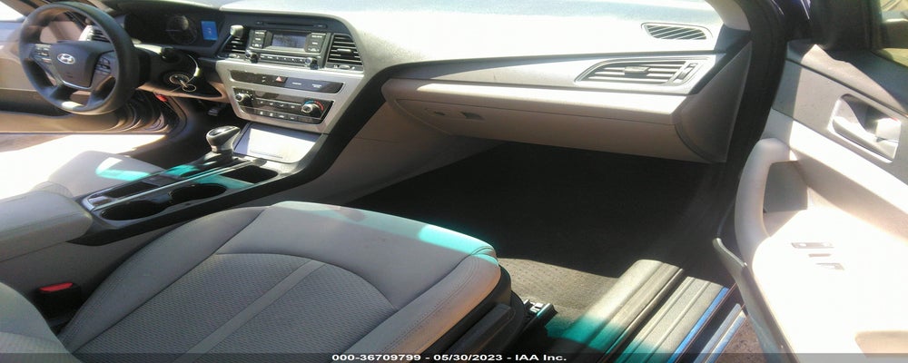 5NPE24AF4HH445530 2017 HYUNDAI SONATA photo no. 5