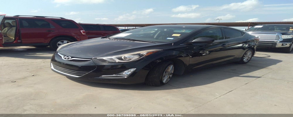 5NPDH4AE8FH631781 2015 HYUNDAI ELANTRA photo no. 2