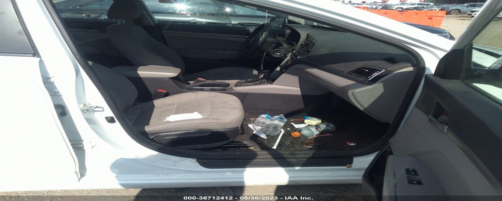 5NPD74LF2HH197417 2017 HYUNDAI ELANTRA photo no. 5