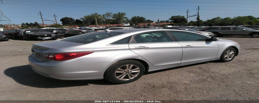 5NPEB4AC9DH672471 2013 HYUNDAI SONATA photo no. 4