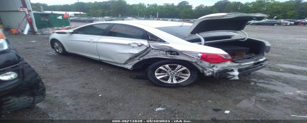 5NPEB4AC7EH923182 2014 HYUNDAI SONATA photo no. 3
