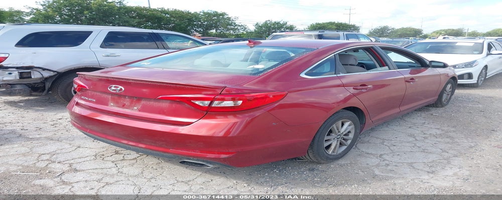 5NPE24AF4FH117912 2015 HYUNDAI SONATA photo no. 4