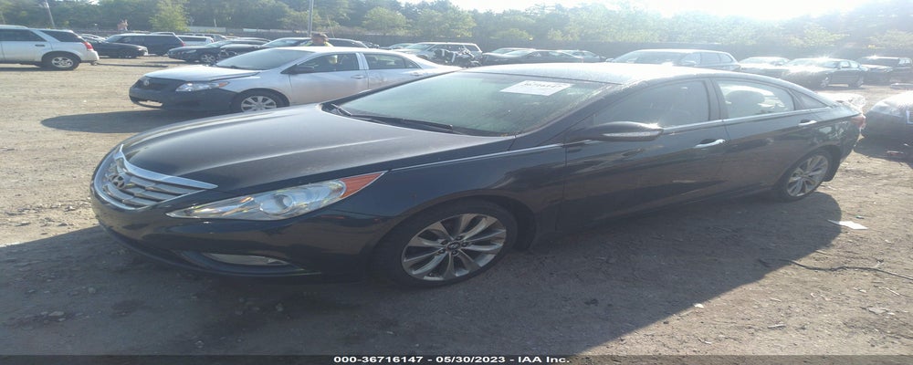 5NPEC4AB6BH255083 2011 HYUNDAI SONATA photo no. 2