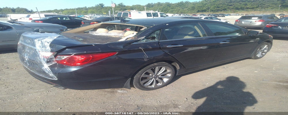 5NPEC4AB6BH255083 2011 HYUNDAI SONATA photo no. 4