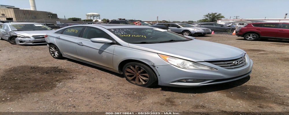 5NPEC4AB2BH263990 2011 HYUNDAI SONATA photo no. 1