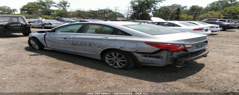 5NPEC4AB2BH263990 2011 HYUNDAI SONATA photo no. 6