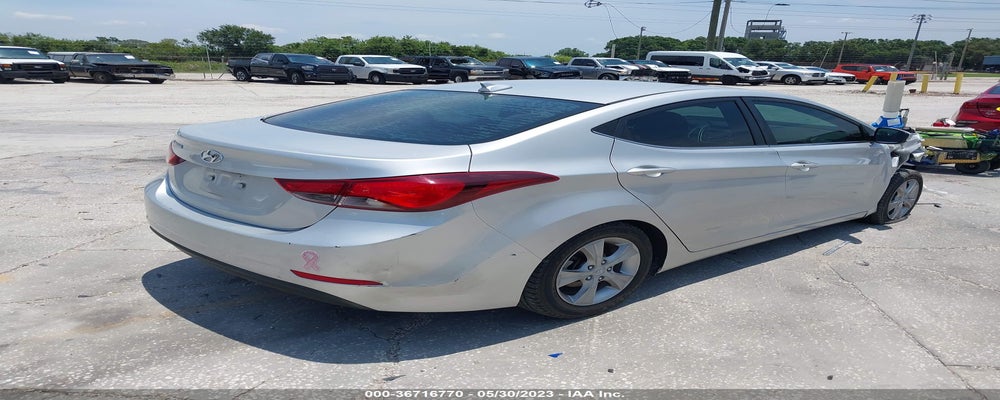 5NPDH4AE8GH790706 2016 HYUNDAI ELANTRA photo no. 4