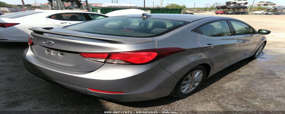 KMHDH4AE8FU354275 2015 HYUNDAI ELANTRA photo no. 4