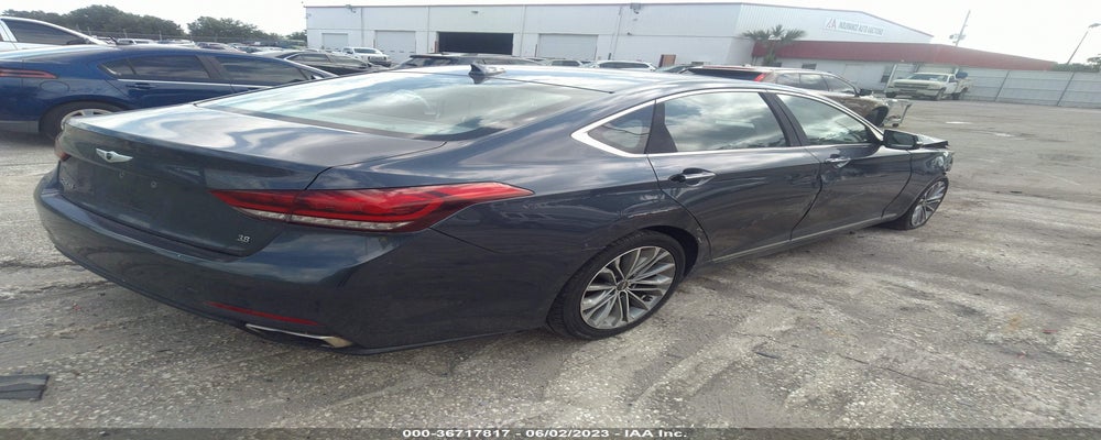 KMHGN4JE2FU084563 2015 HYUNDAI GENESIS photo no. 4