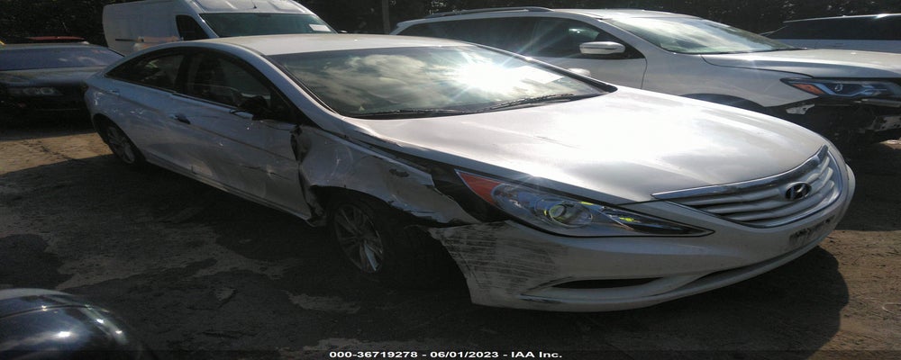 5NPEB4AC3DH709692 2013 HYUNDAI SONATA photo no. 15