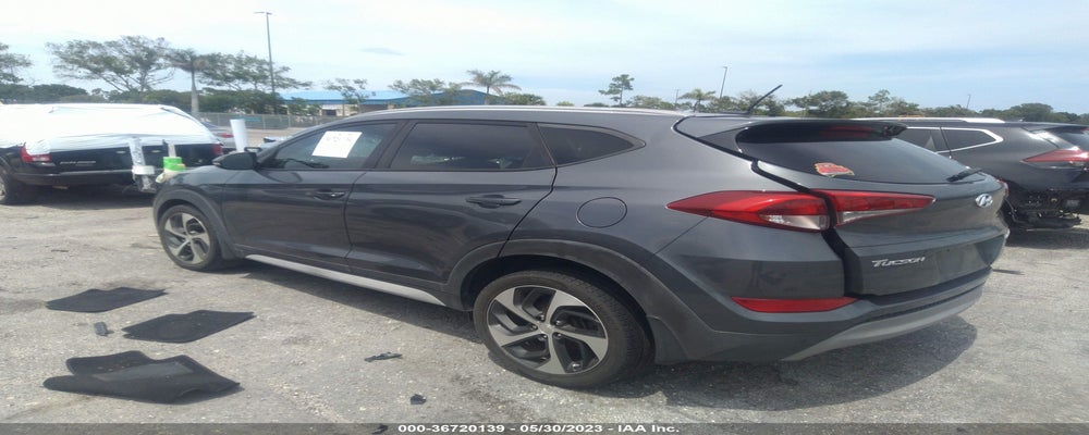 KM8J33A20HU525041 2017 HYUNDAI TUCSON photo no. 3