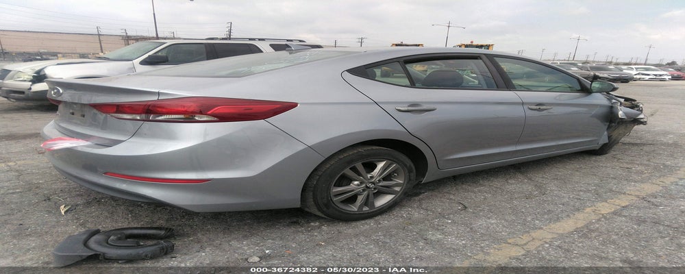 5NPD84LF4HH153965 2017 HYUNDAI ELANTRA photo no. 4