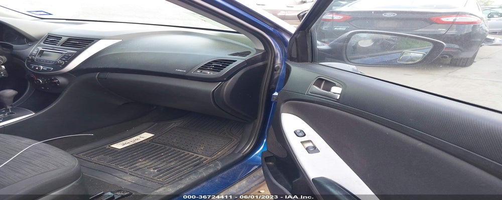 KMHCT5AE5HU346136 2017 HYUNDAI ACCENT photo no. 5